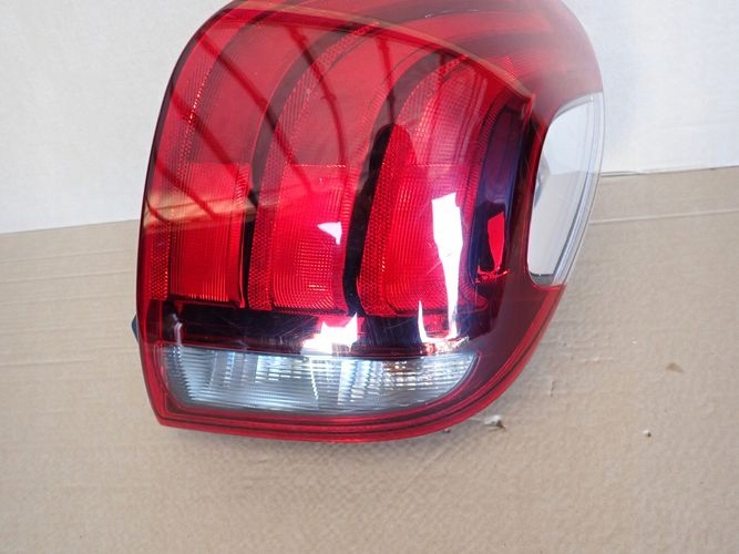 PEUGEOT 108 14-19 PRAVE ZADNE SVETLO