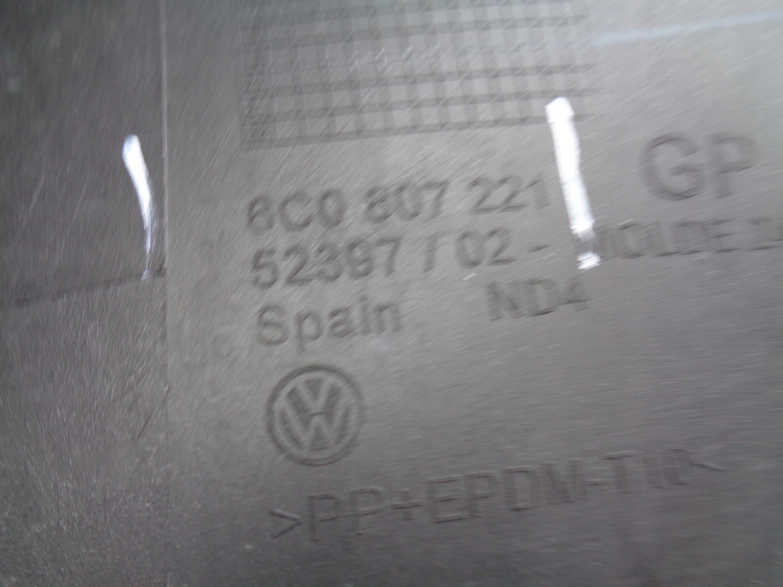 PREDNÝ NÁRAZNÍK VW POLO 6C 6C0 14-17 LIFT NR 37939