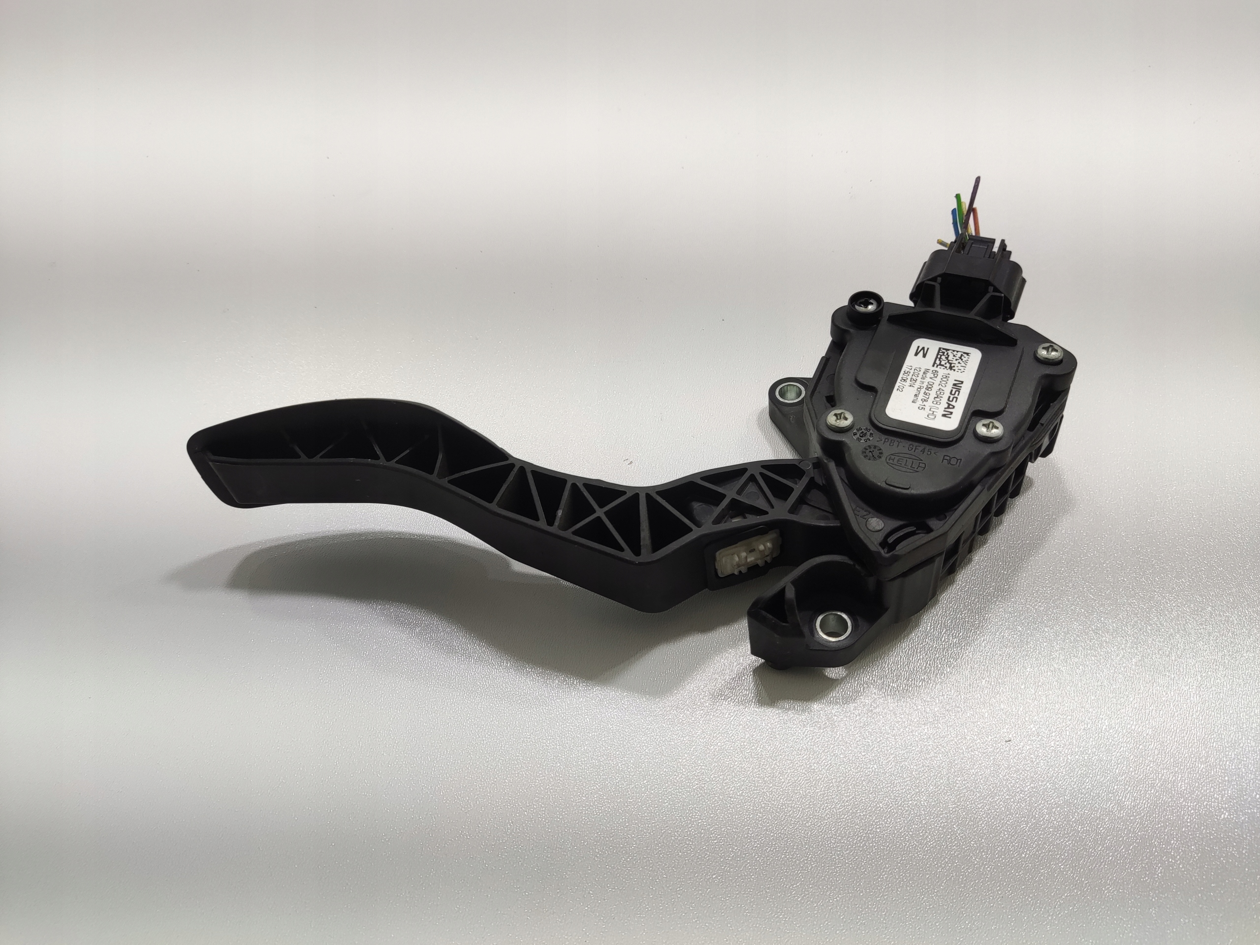 PLYNOVY PEDAL NISSAN QASHQAI II J11 2014-2016 18002-4BA0B