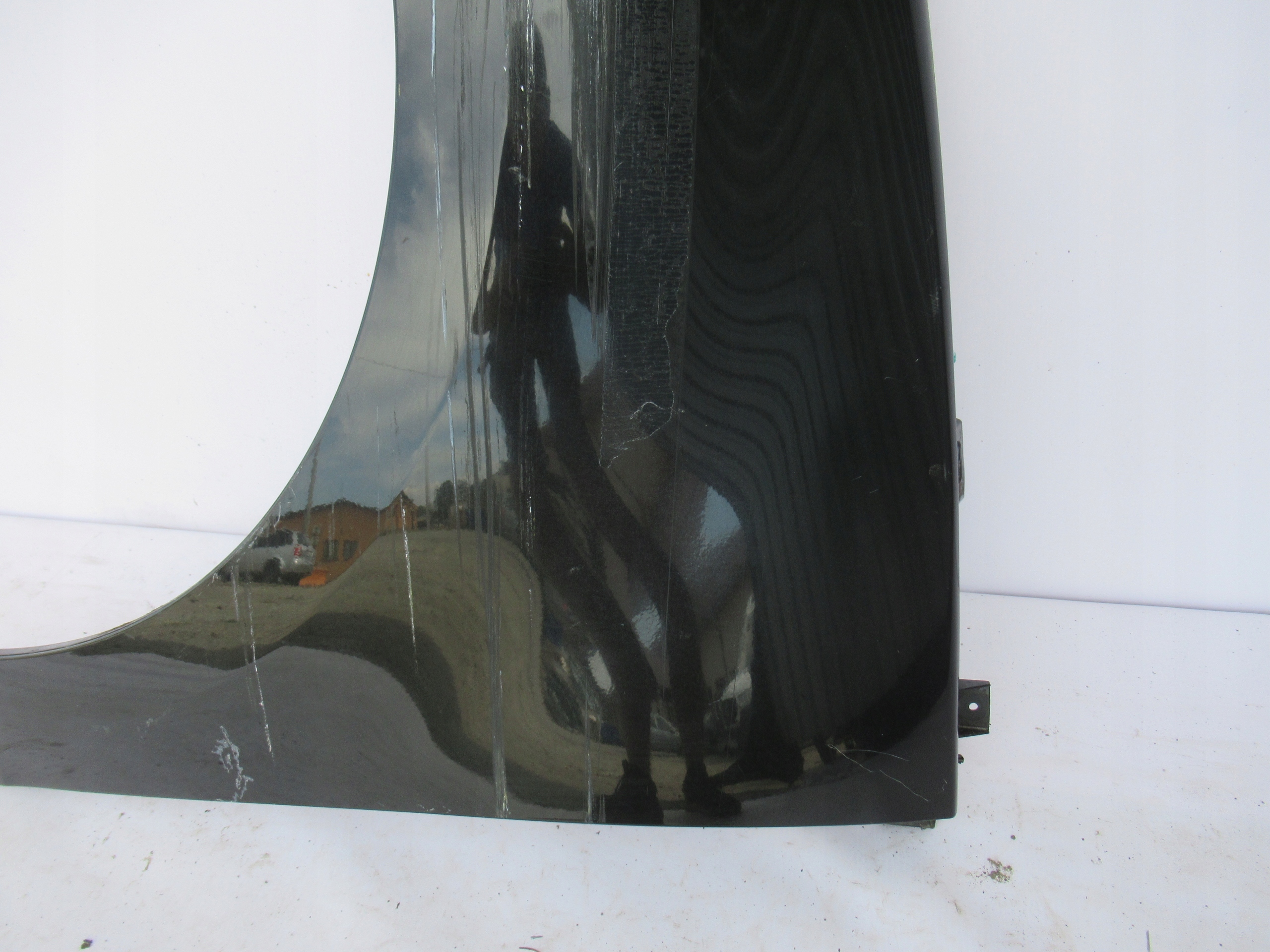 ĽAVÝ PREDNÝ BLATNÍK SCENIC III 3 08-