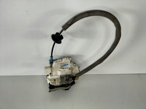 ZAMOK LAVYCH PREDNYCH DVERI AUDI A1 14- A3 8V 15- Q2 ZAMOK LAVYCH PREDNYCH DVERI AUDI A1 14- A3 8V 15- Q2
