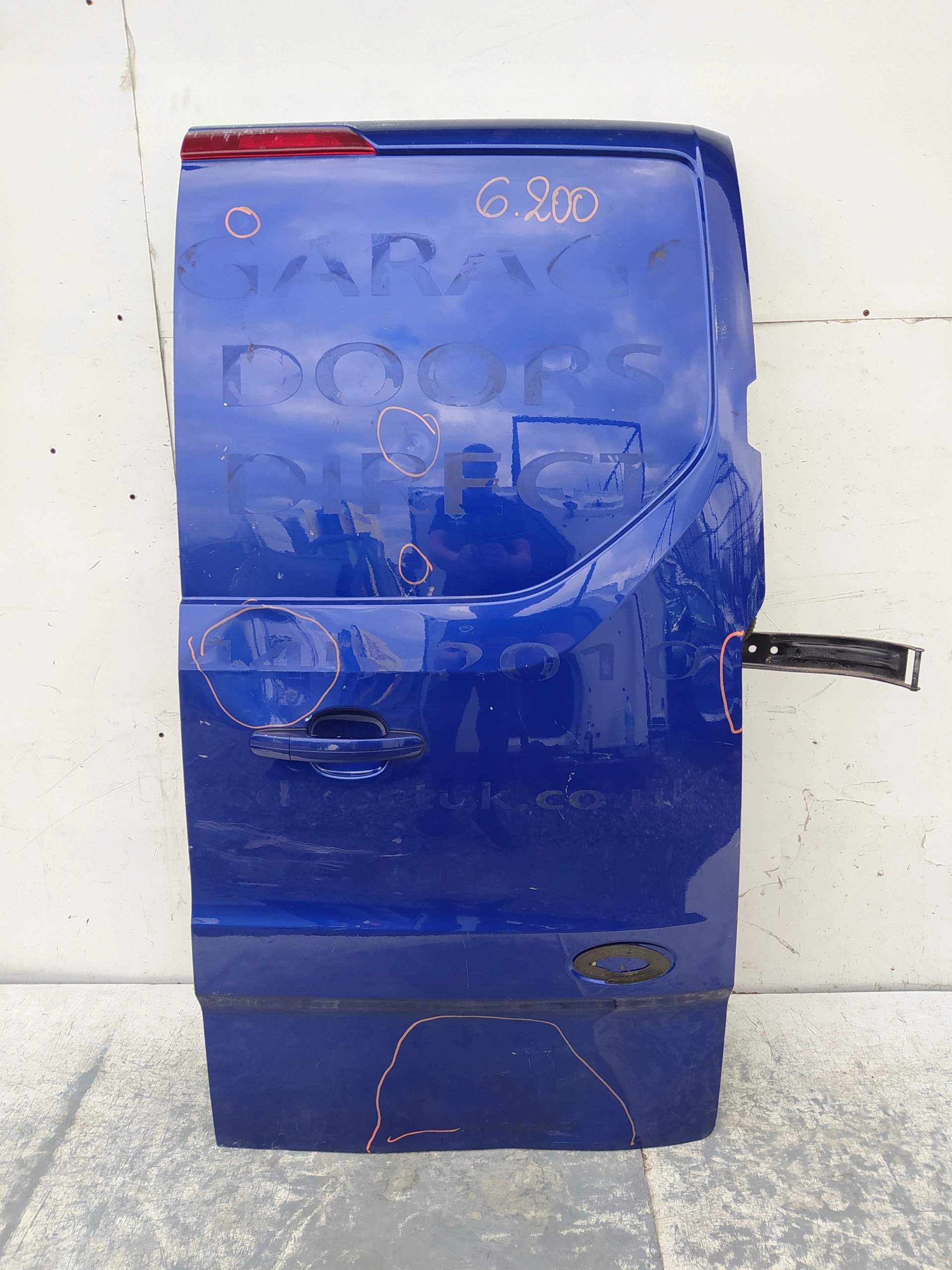 FORD TRANSIT CUSTOM PRAVÉ ZADNÉ KRÍDLOVÉ DVERE