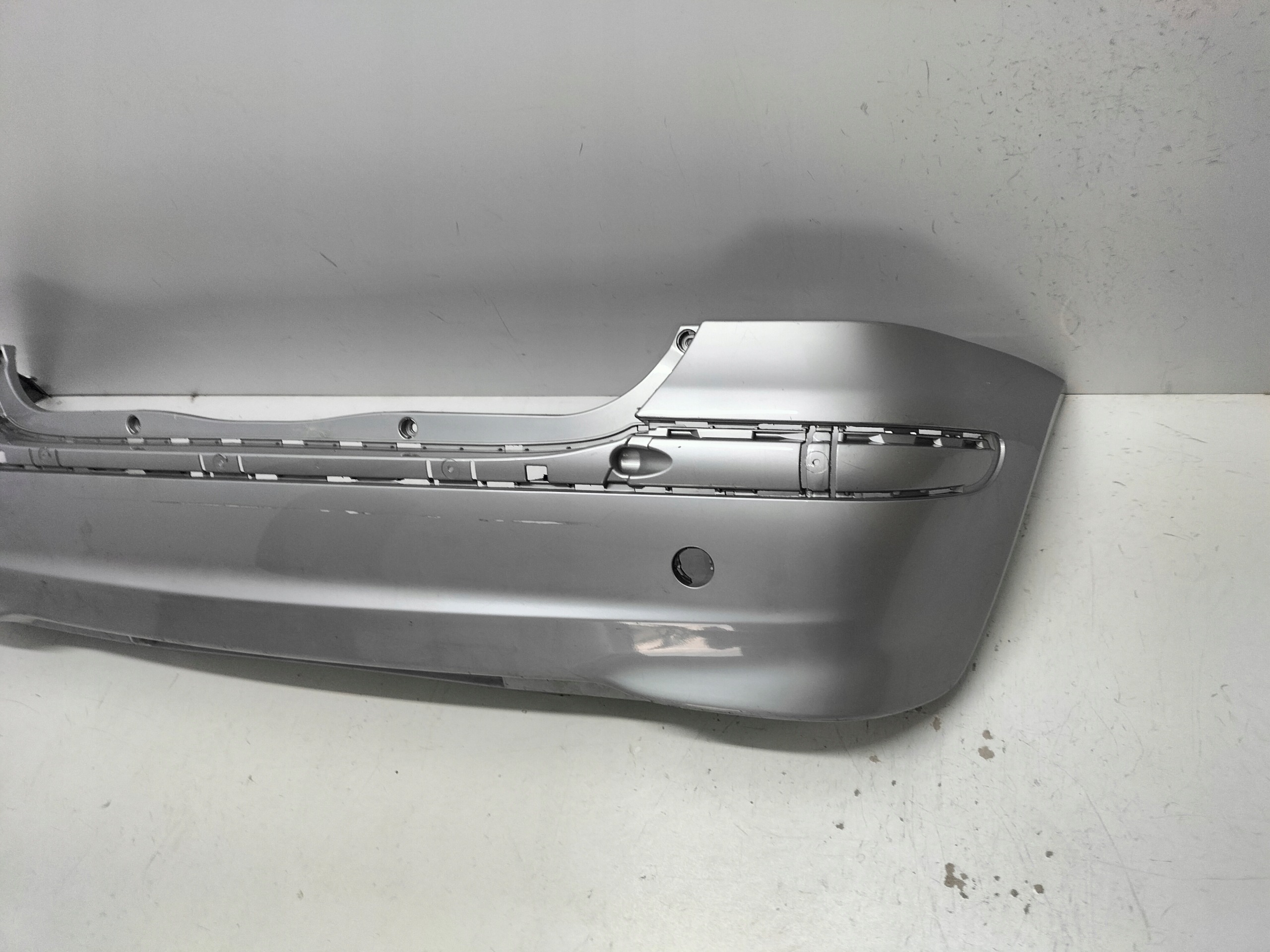ZADNÝ NÁRAZNÍK MERCEDES A KLASA W168 LIFT 00-04