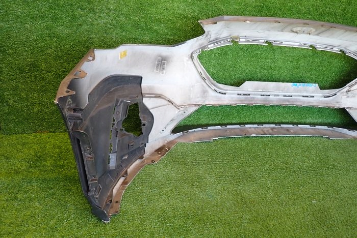 FORD FOCUS MK4 IV ST 18- PREDNÝ NÁRAZNÍK