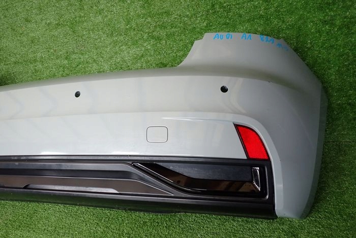 AUDI A1 82A 19- ZADNÝ NÁRAZNÍK