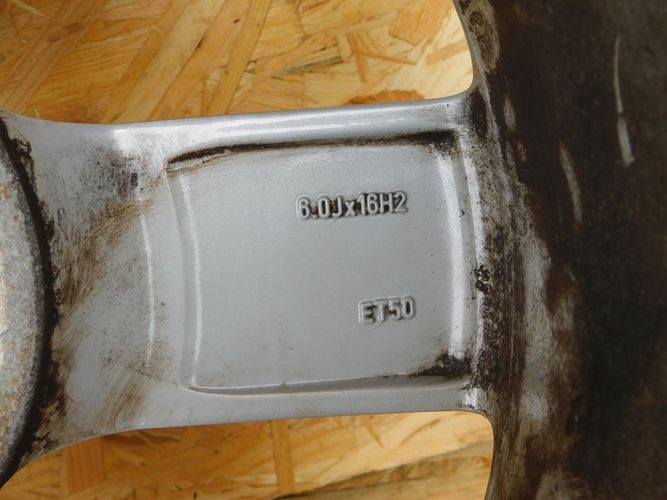 AUDI A3 6Jx16 ET50 HLINIKOVY DISK ELEKTRON