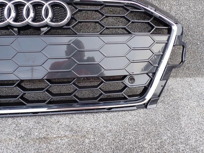 AUDI A4 B9 S-LINE 8W0 LIFT 19- MRIEZKA LISTA
