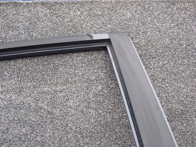 HYUNDAI IX35 PRAVE ZADNE DVERE