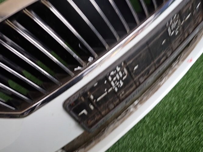 SKODA SUPERB II LIFT 13- PREDNÝ NÁRAZNÍK