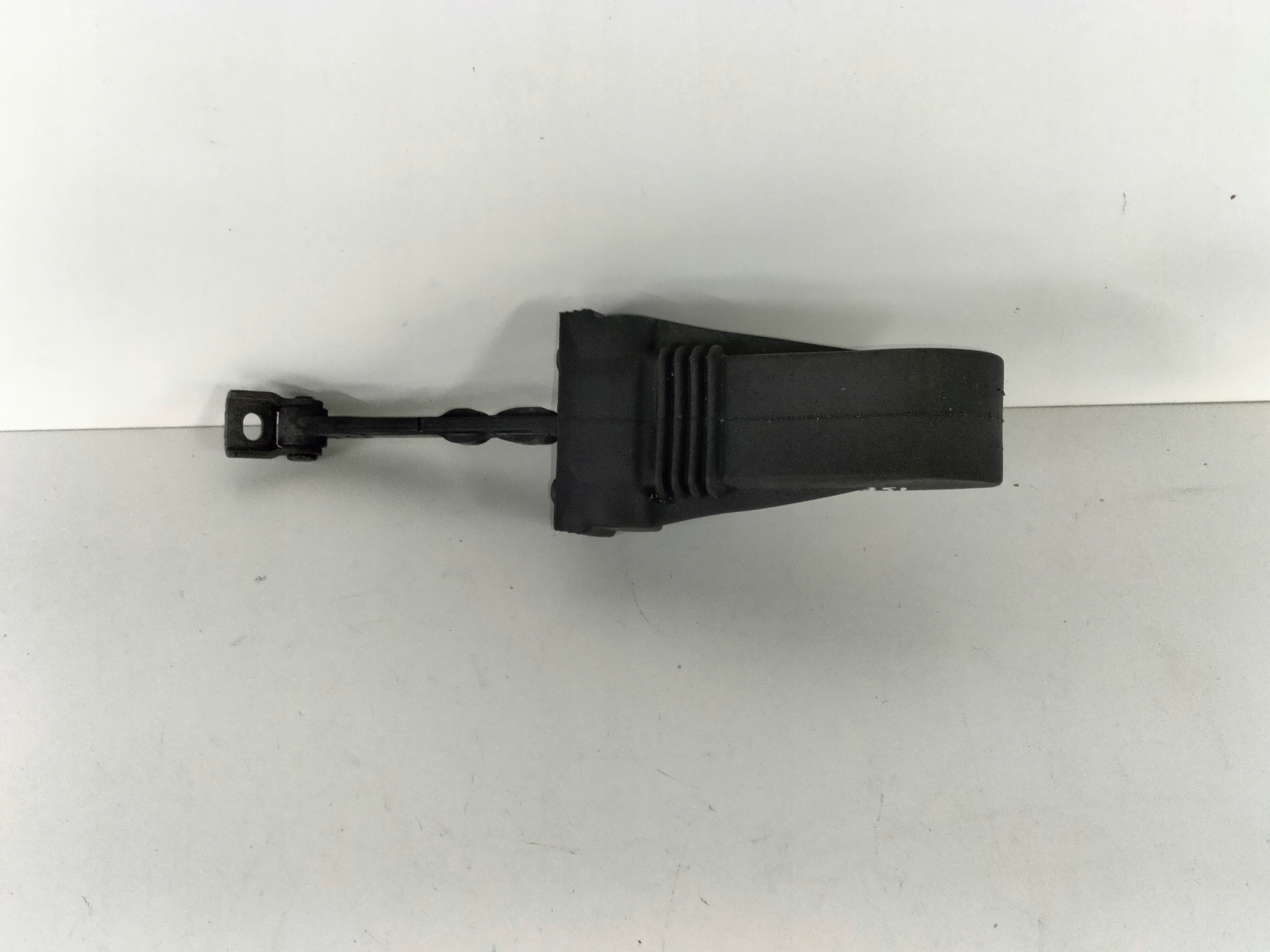 DORAZ LAVY PRAVY AUDI A5 8T0 07-