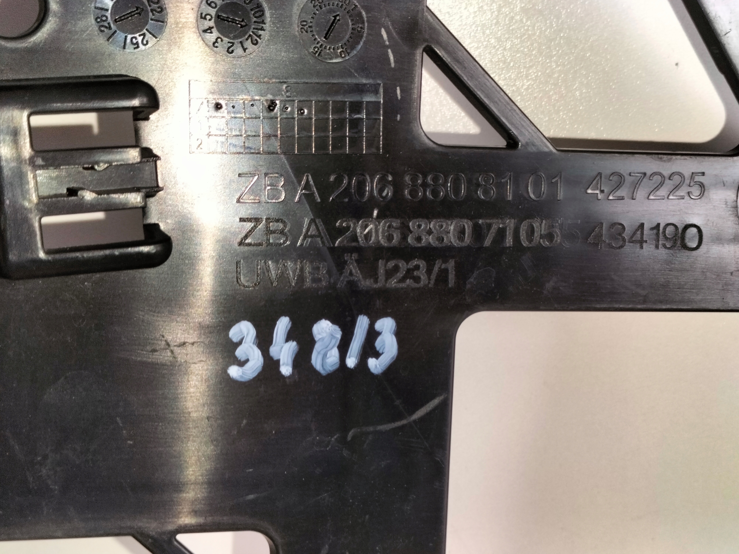 LAVA LISTA ZADNEHO NARAZNIKA MERCEDES C KLASA W206 21-