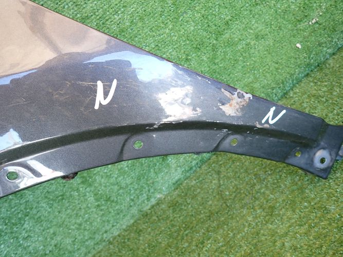 TOYOTA C-HR CHR 16- ĽAVÝ PREDNÝ BLATNÍK