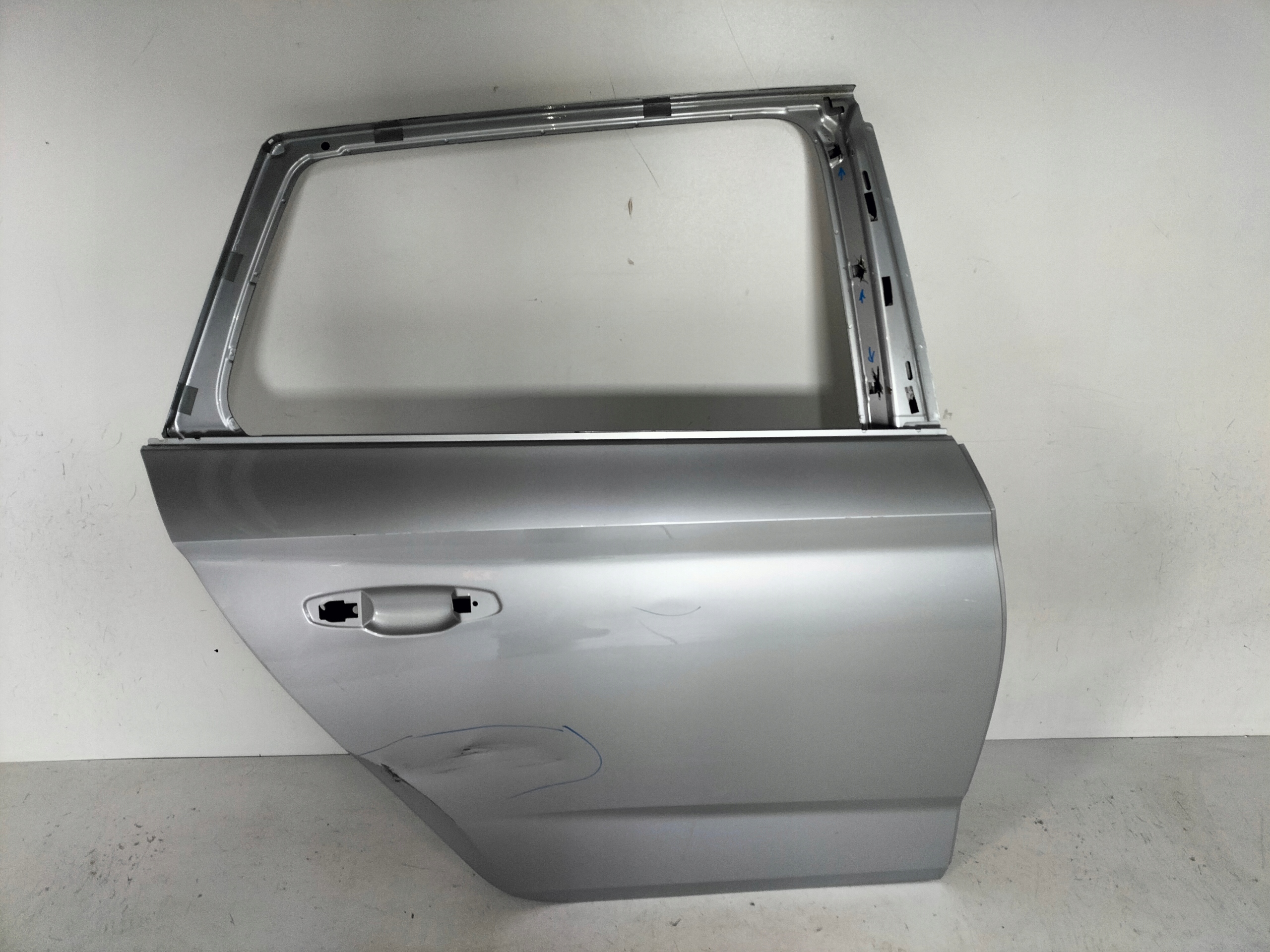 PRAVE ZADNE DVERE SKODA KAMIQ 19-