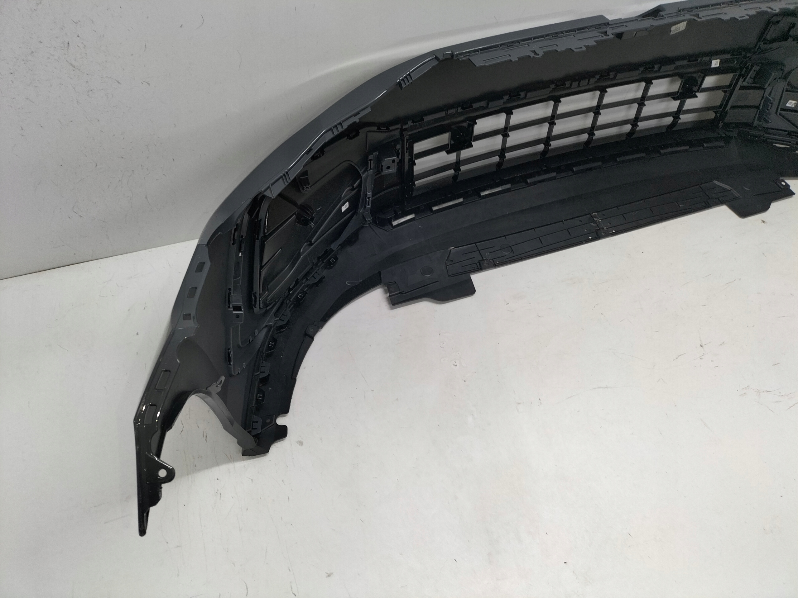 PREDNÝ NÁRAZNÍK VW GOLF 8 VIII 20-24 R-LINE