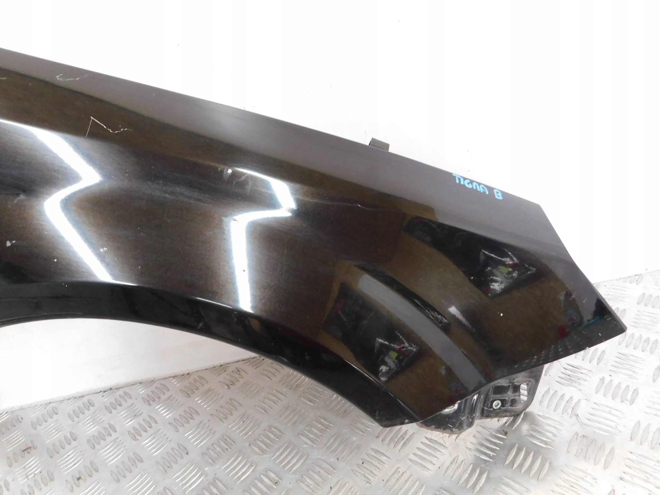 BLATNIK PREDNÝ PRAVY OPEL TIGRA B