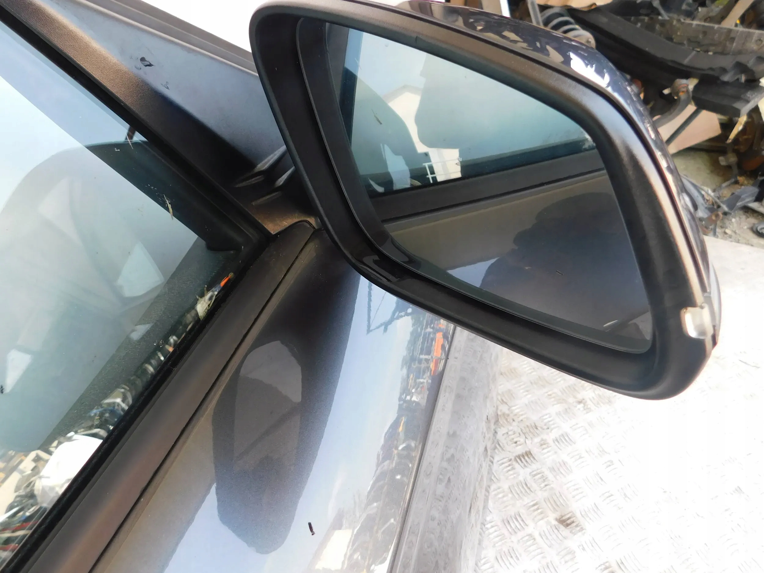 PRAVE PREDNE DVERE BMW 1 F20 B39