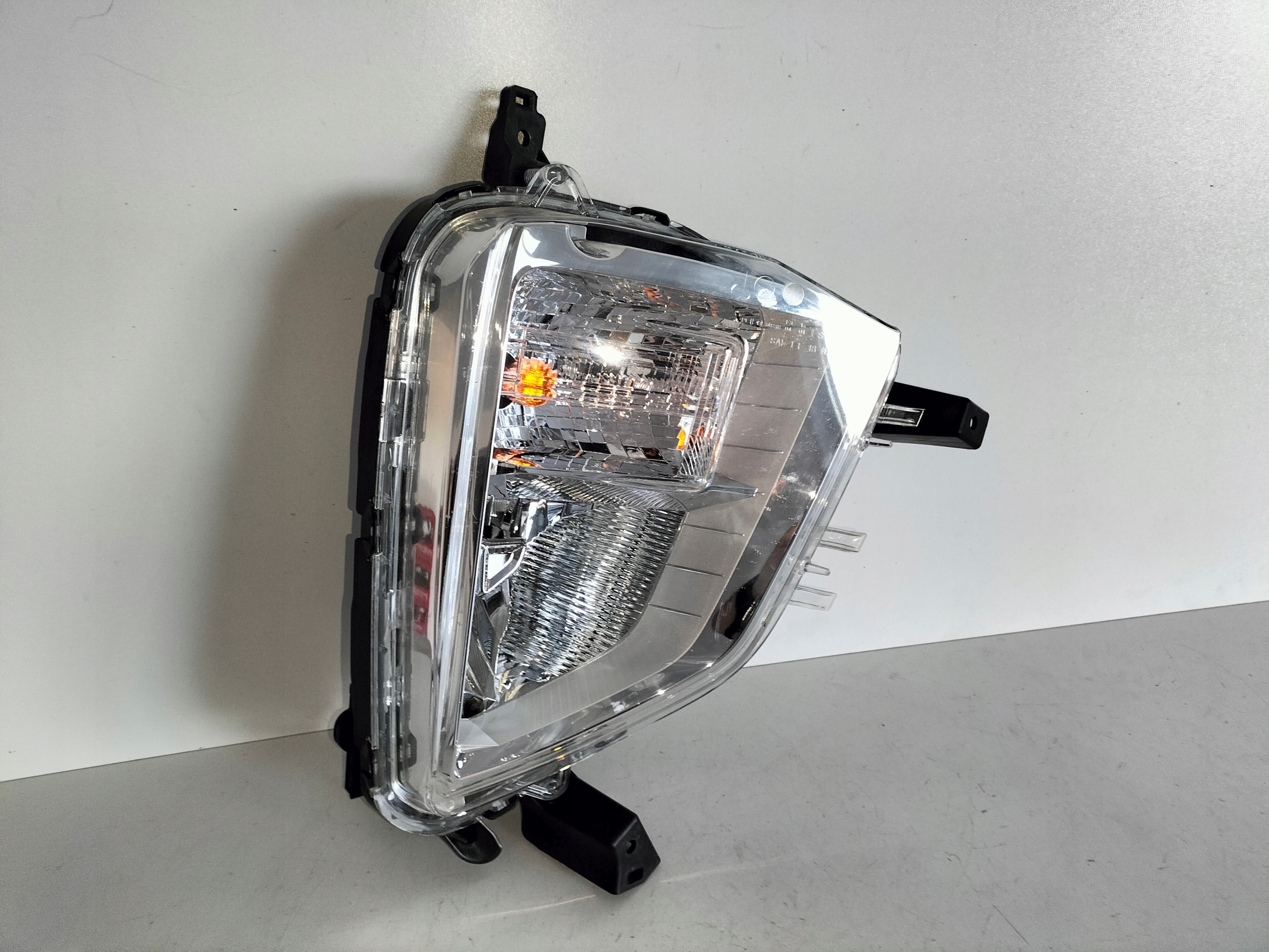 PRAVA HMLOVKA MITSUBISHI ECLIPSE CROSS 17-