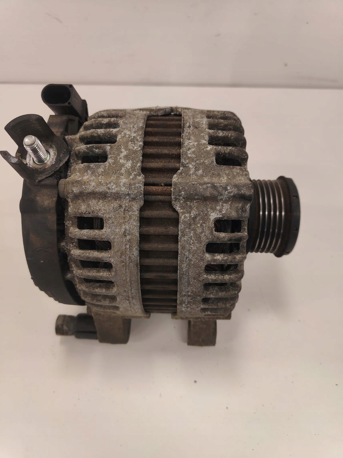 Ford 2.0 tdi 136 koni ALTERNÁTOR