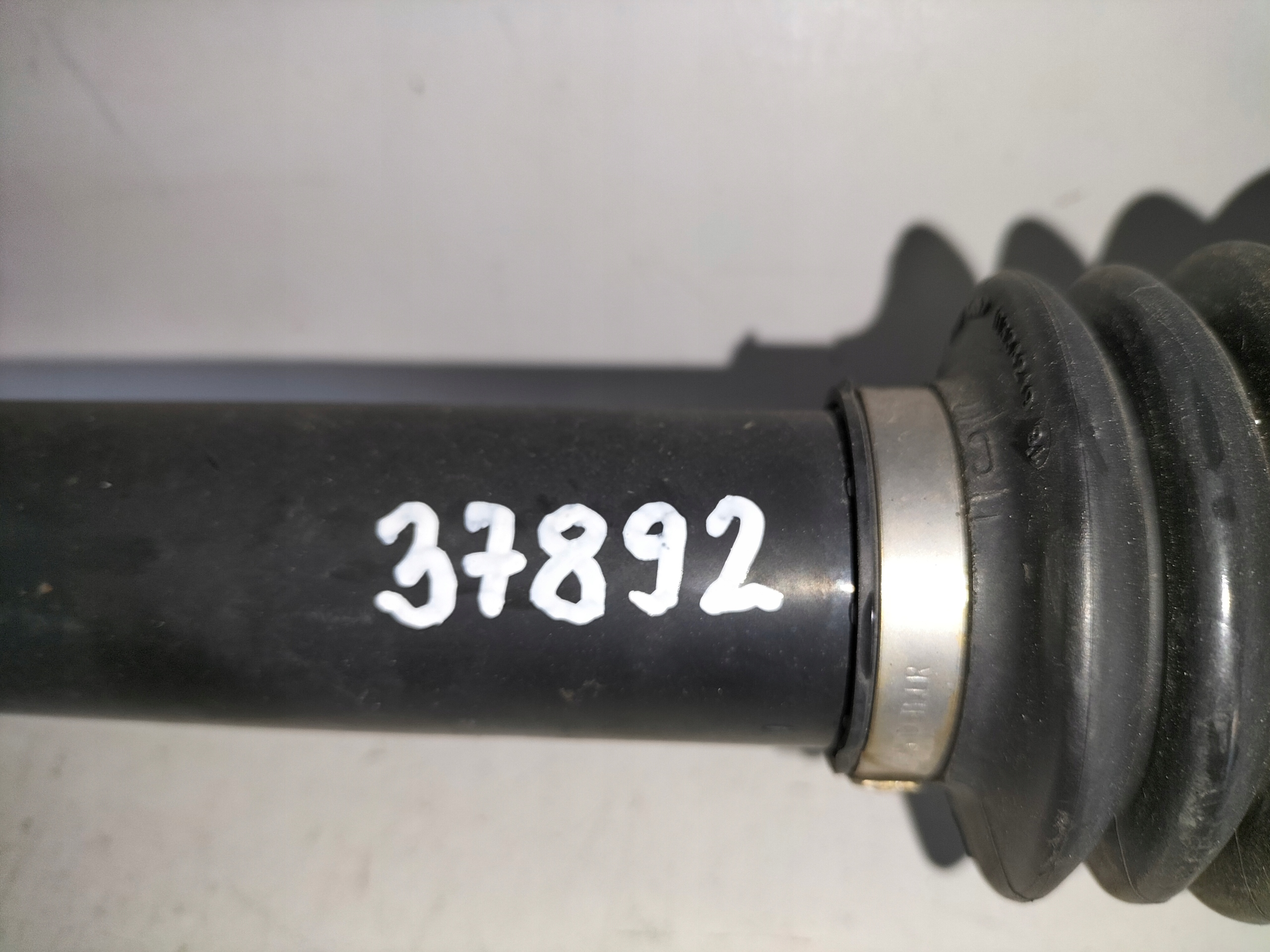 ZADNA POLOOS LAVA – PRAVA ALFA ROMEO STELVIO 17- GIULIA 16-