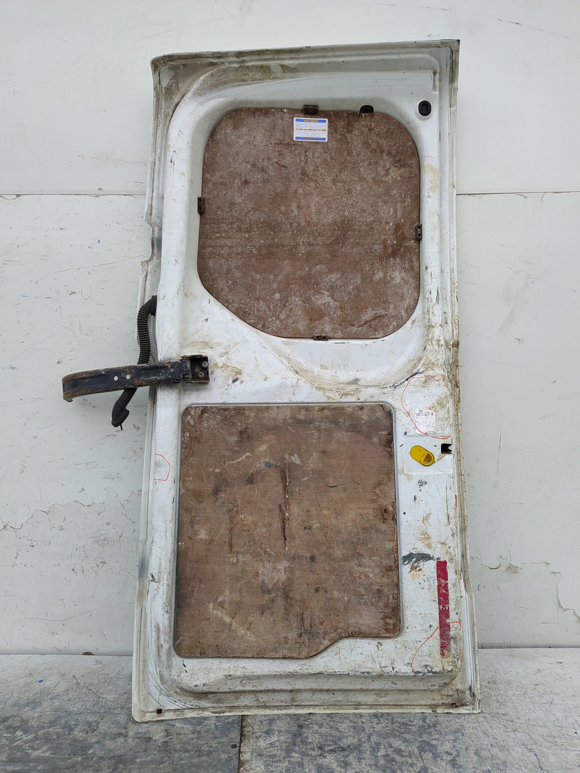 FORD TRANSIT CUSTOM PRAVÉ ZADNÉ KRÍDLOVÉ DVERE