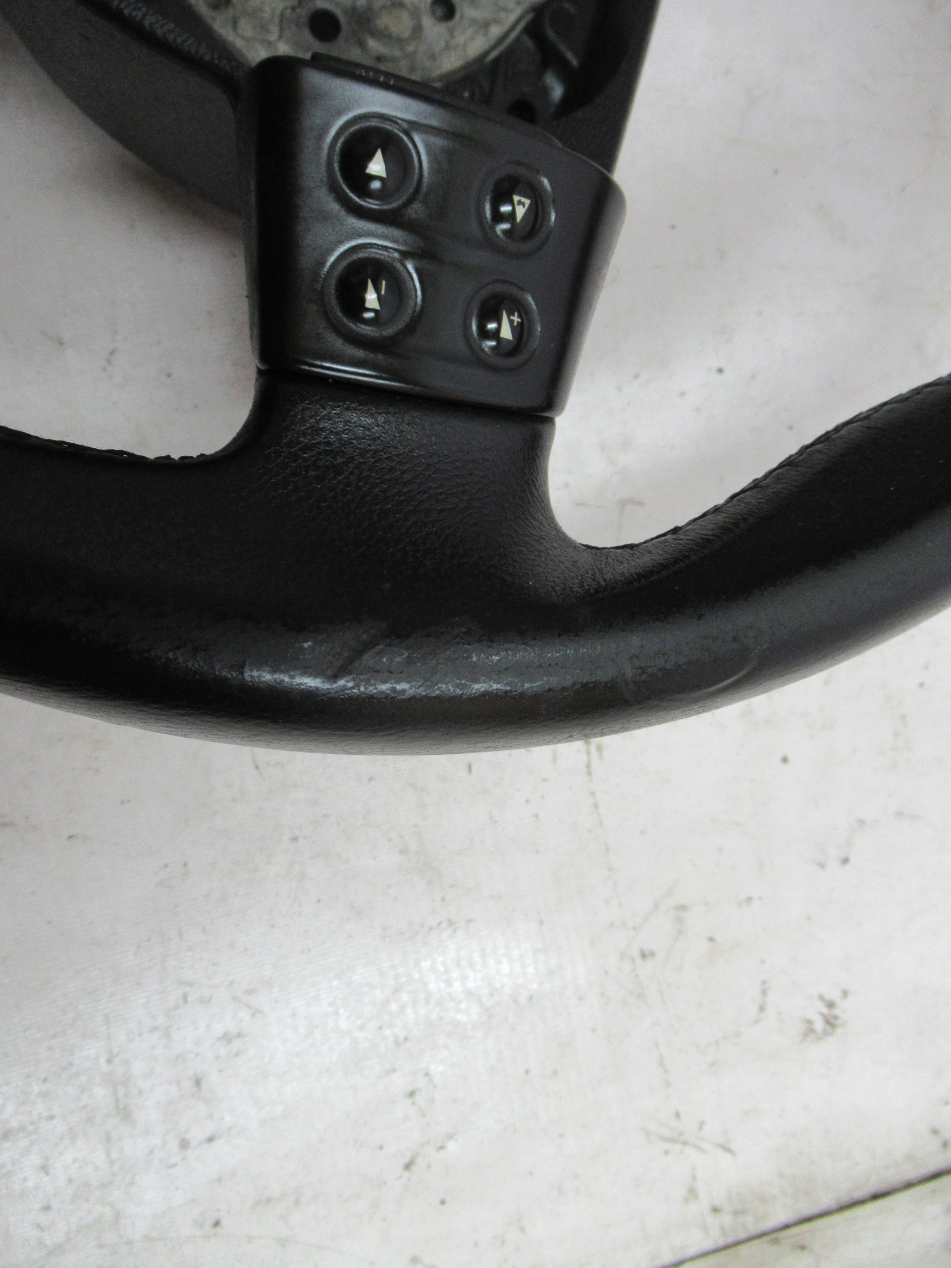 VOLANT KOŽA SEAT LEON II 2