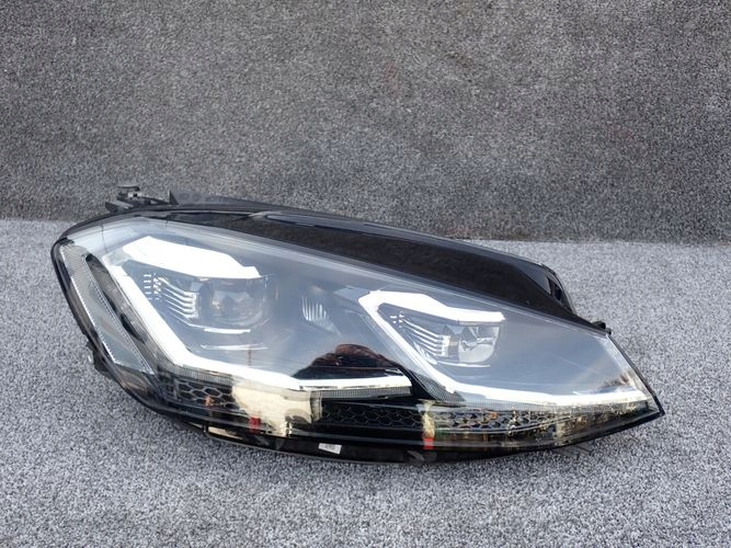 VW GOLF VII FULL LED LIFT 17- PRAVE PREDNE SVETLO