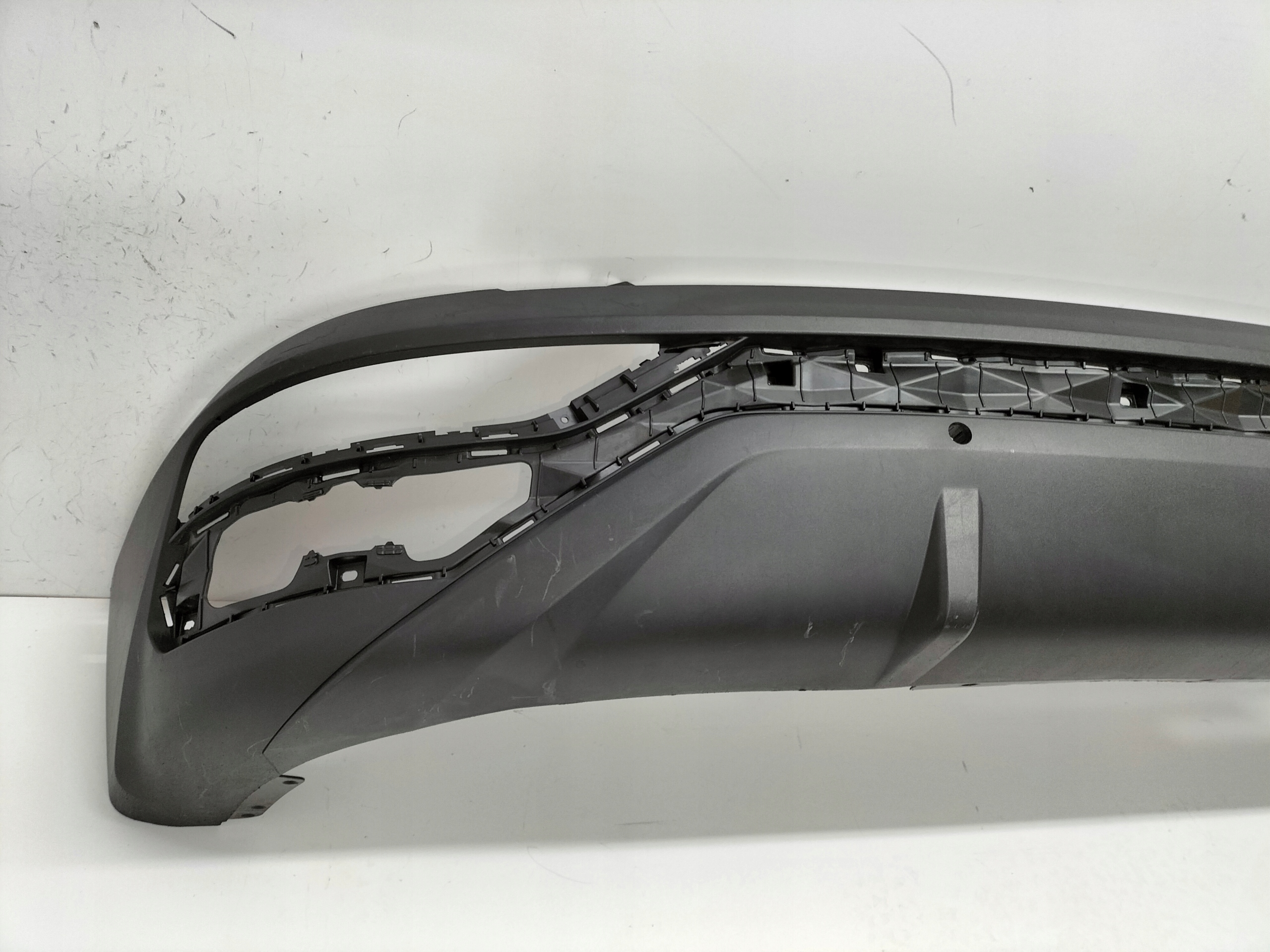 ZADNÝ NÁRAZNÍK HYUNDAI TUCSON 4 IV 20-