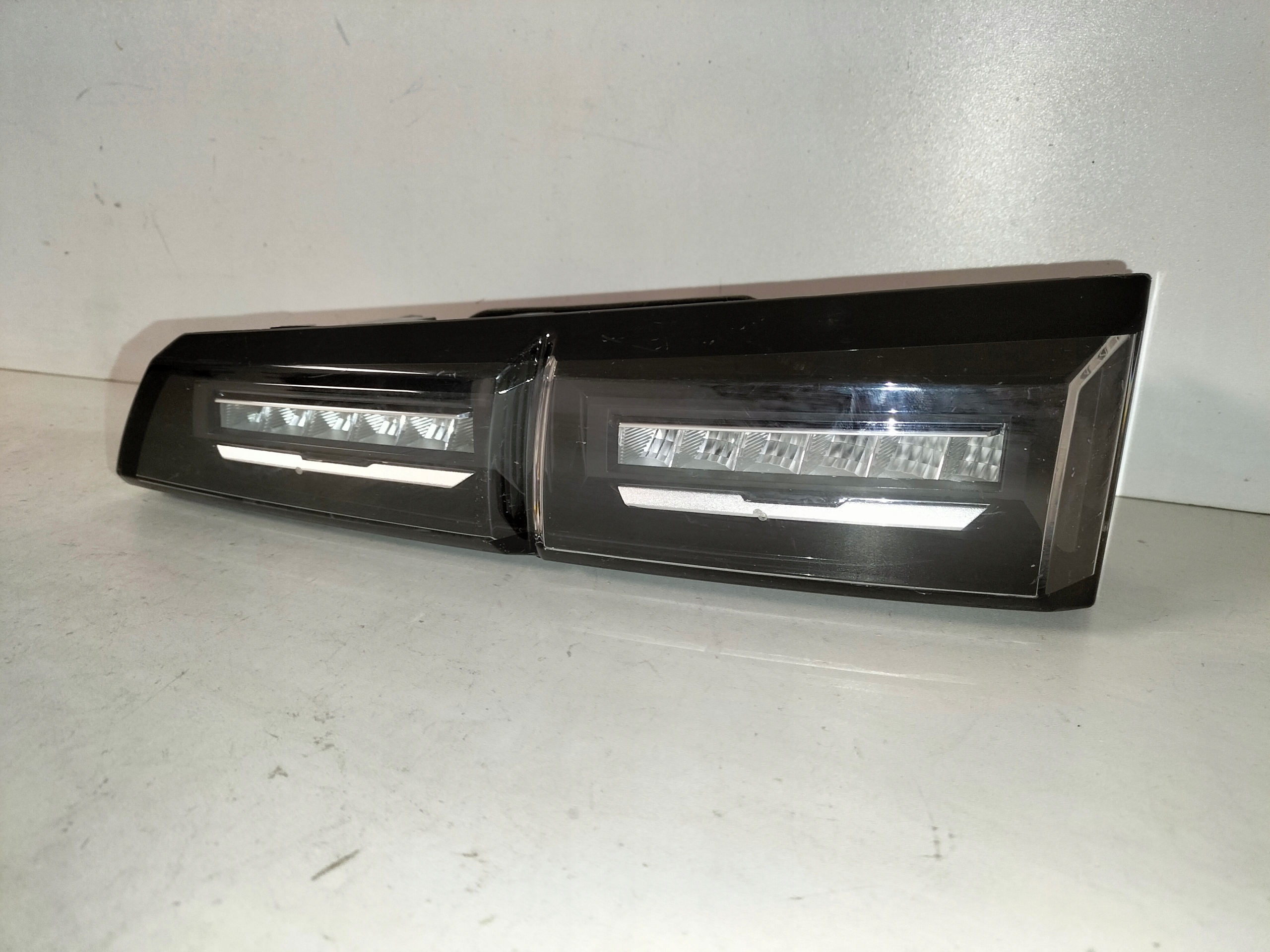 PRAVE ZADNE SVETLO PEUGEOT 308 III T10 21-