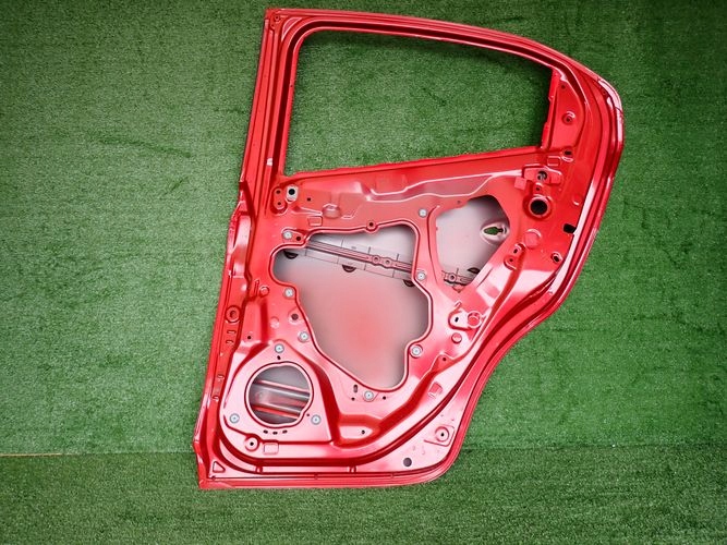 MAZDA 2 14- PRAVE ZADNE DVERE