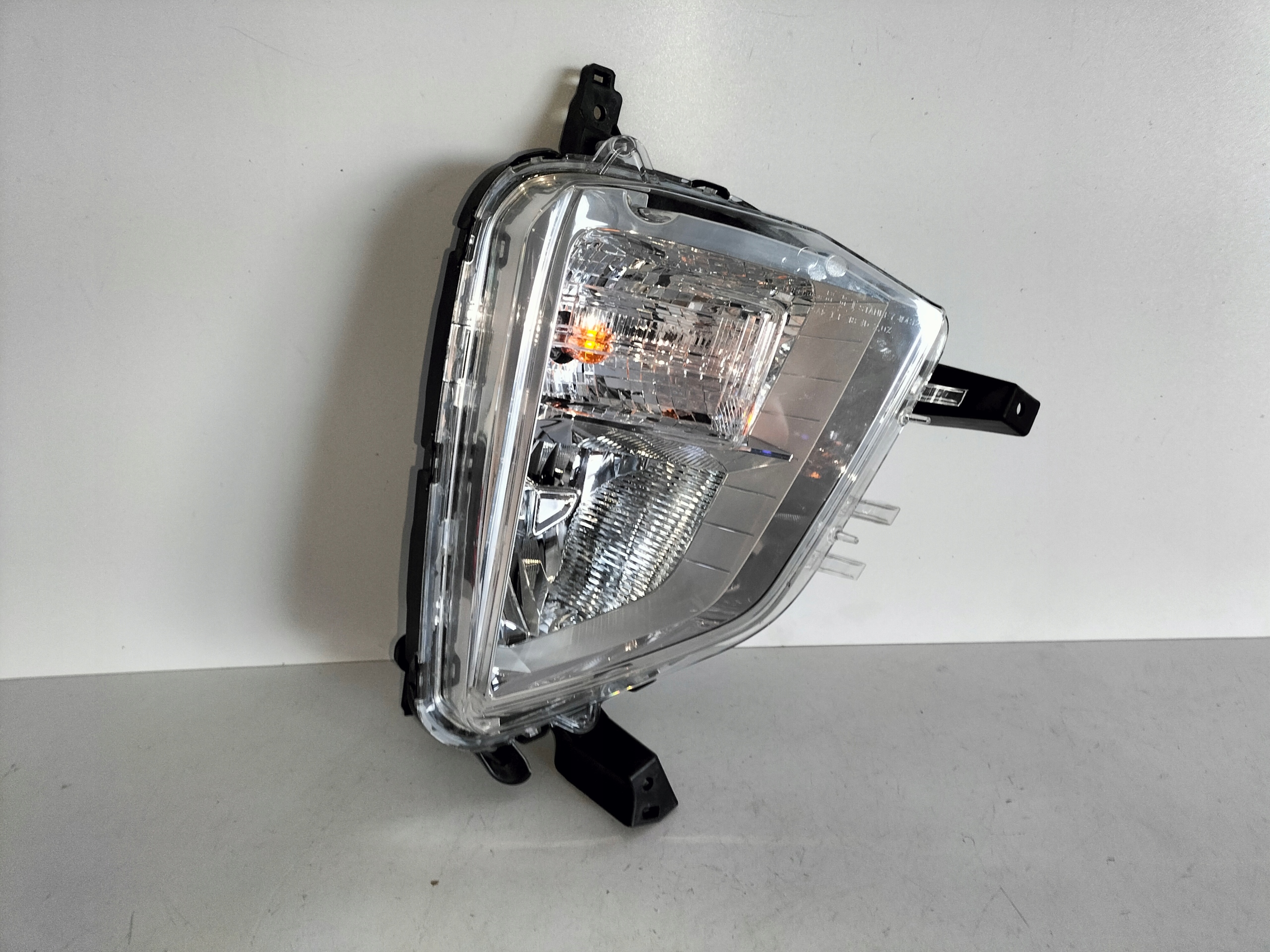 PRAVA HMLOVKA MITSUBISHI ECLIPSE CROSS 17-