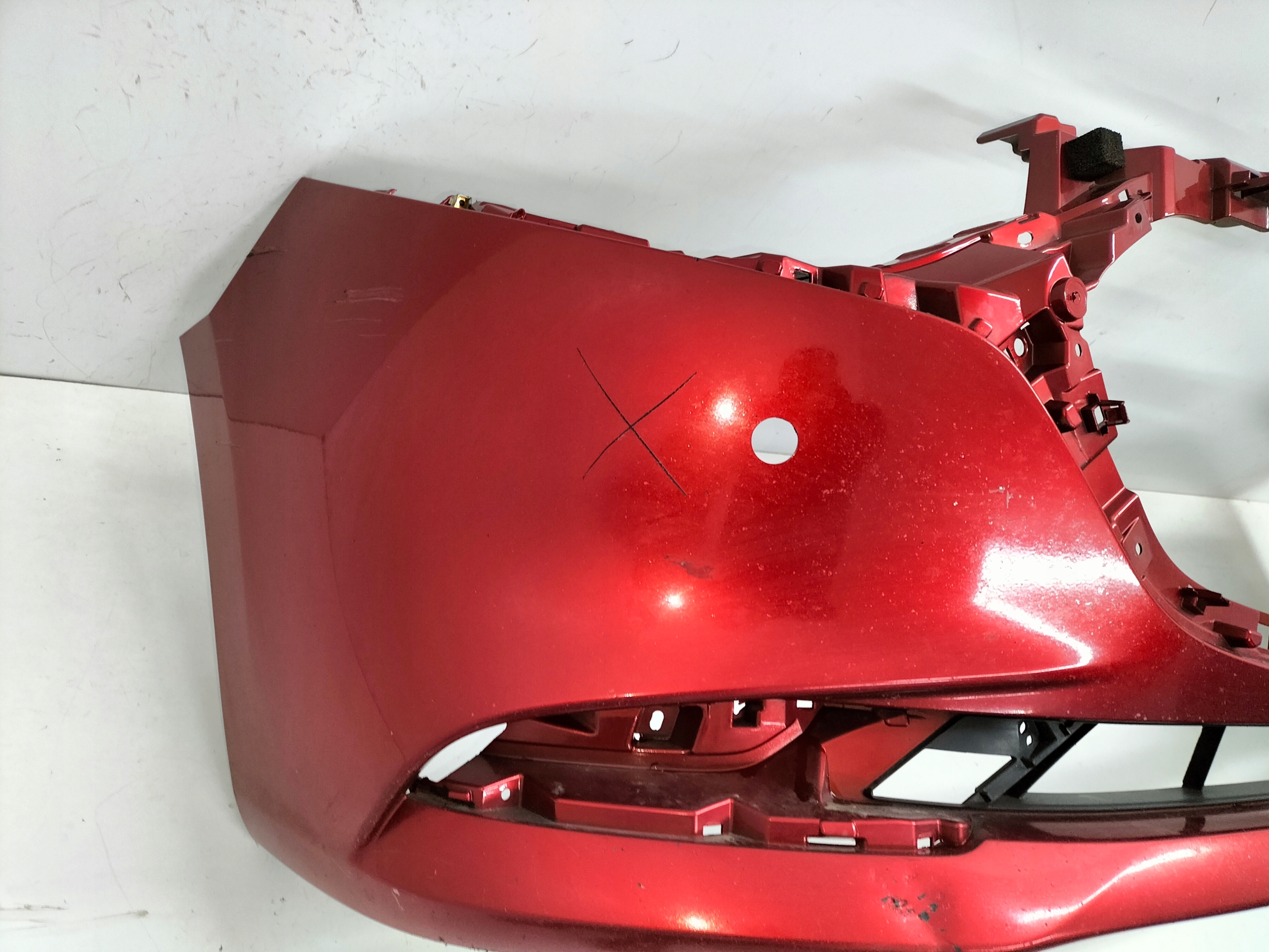 PREDNÝ NÁRAZNÍK MAZDA 3 BP 19- SEDAN