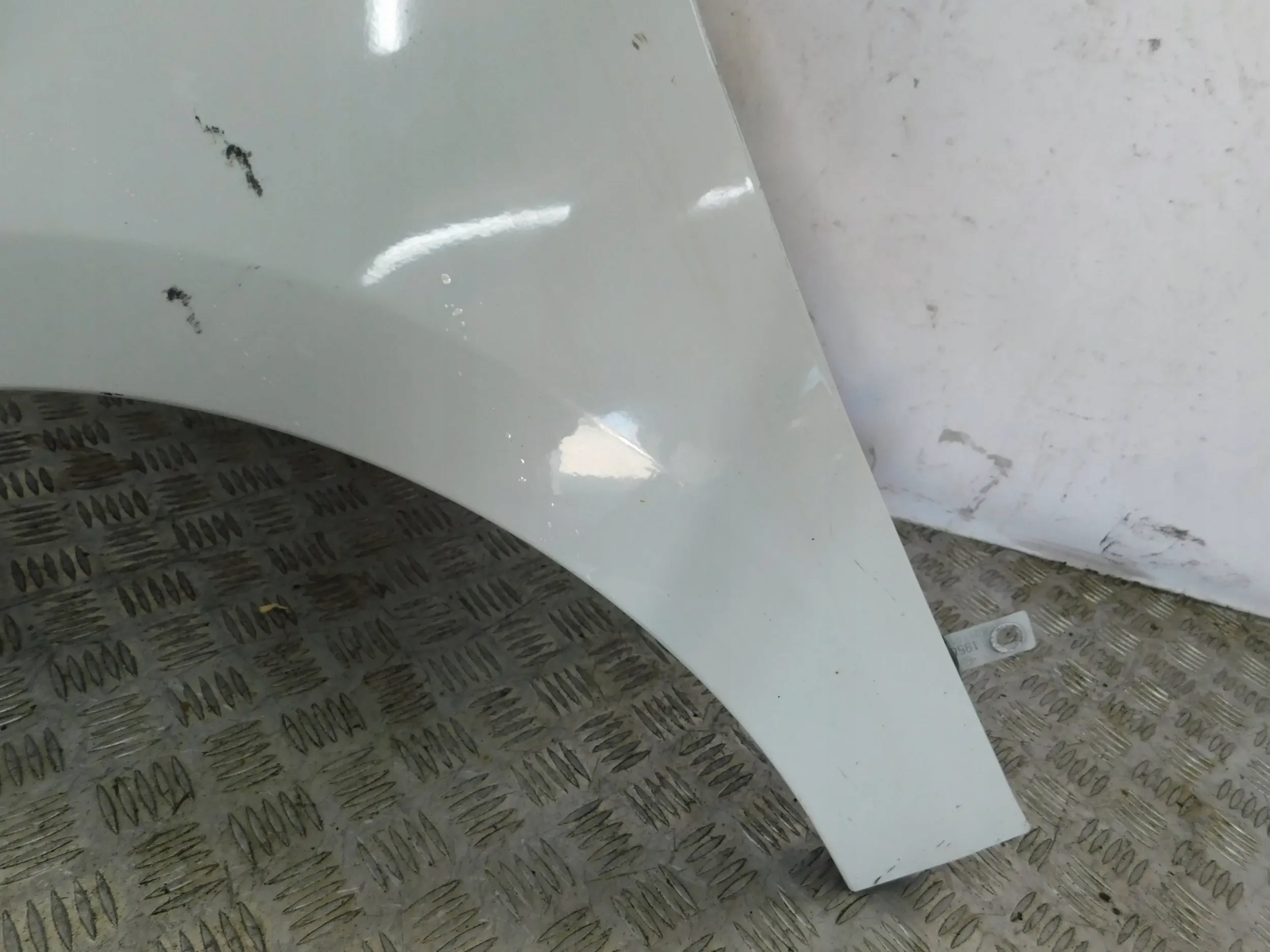 BLATNIK PREDNÝ LAVY RENAULT MEGANE III 3 08-