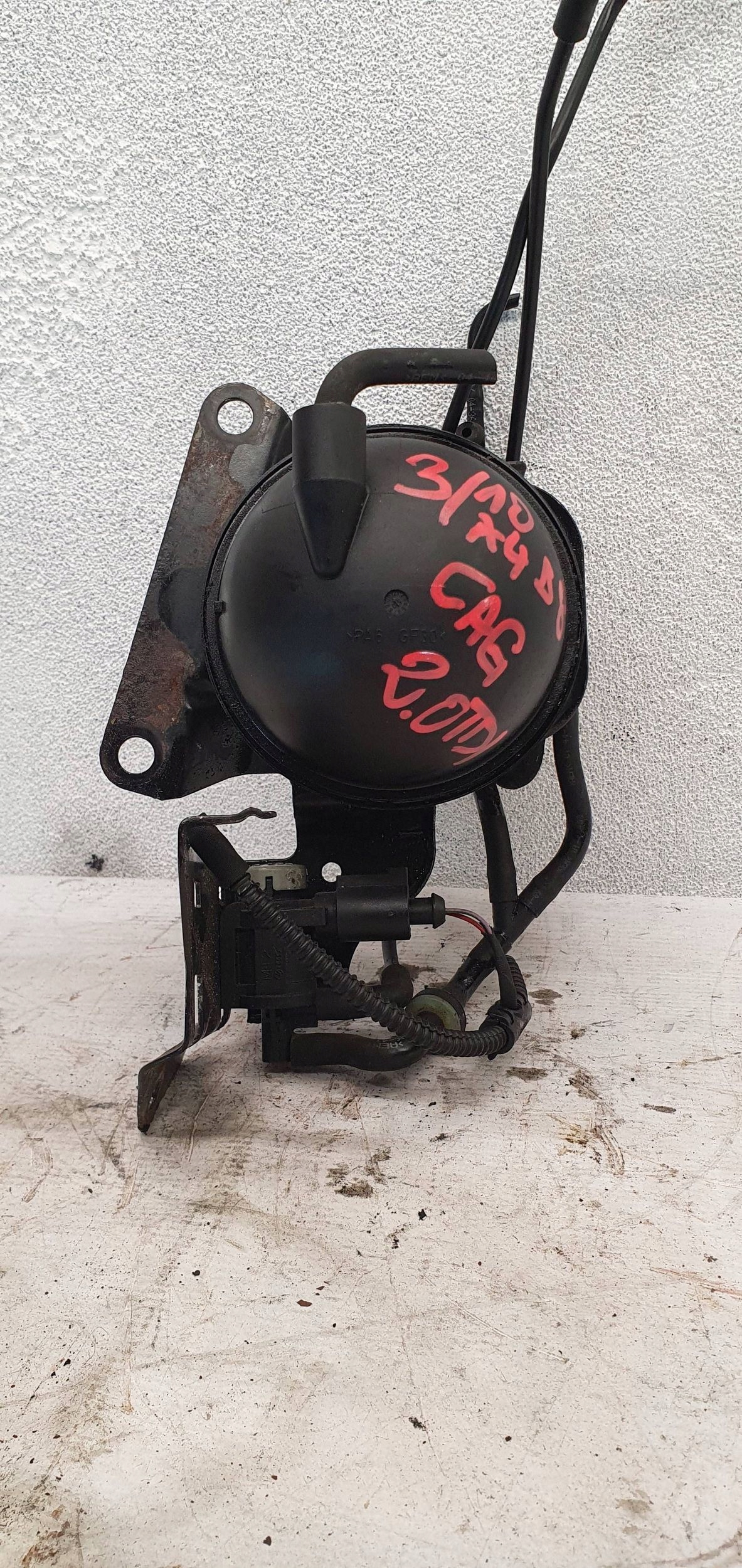 Audi A4 B8 8K 2.0 tdi 8k0906627 PODTLAKOVY VENTIL ELEKTROVENTIL TURBA