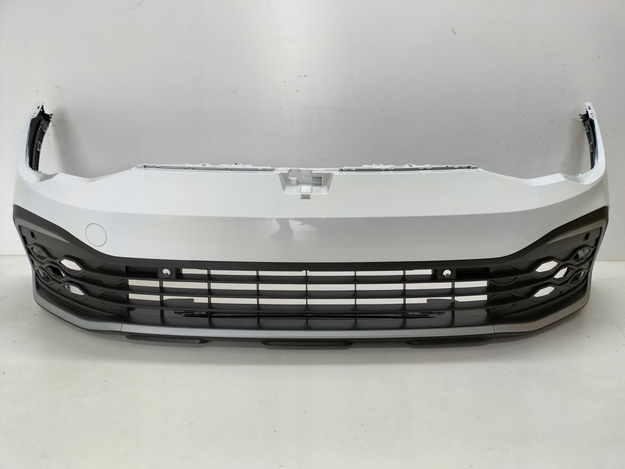 PREDNÝ NÁRAZNÍK VW GOLF 8 VIII 20-24 ALLTRACK
