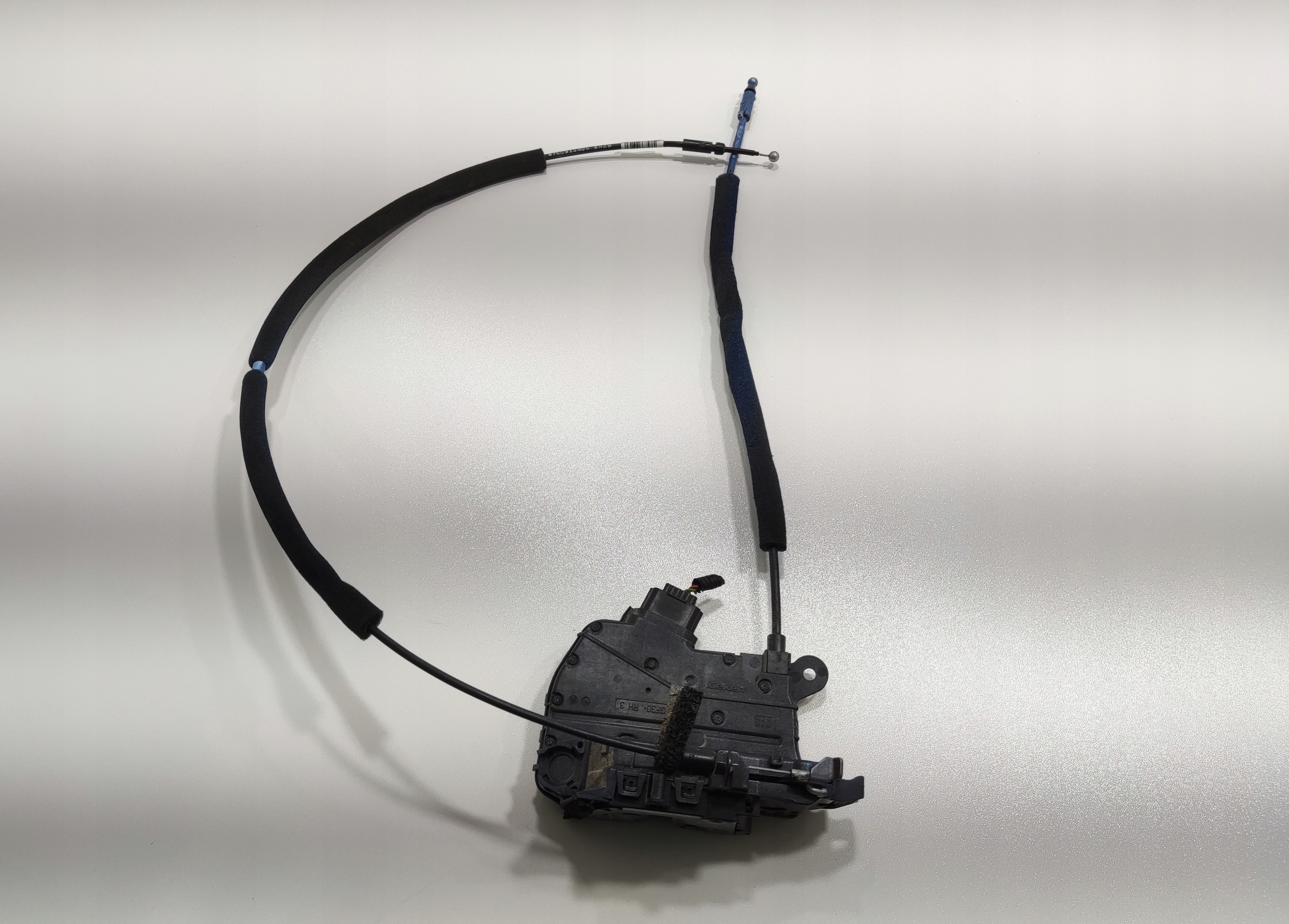 ZAMOK PRAVYCH PREDNYCH DVERI NISSAN MICRA V K14 2016-2022 80500-5FA0A 2 PIN