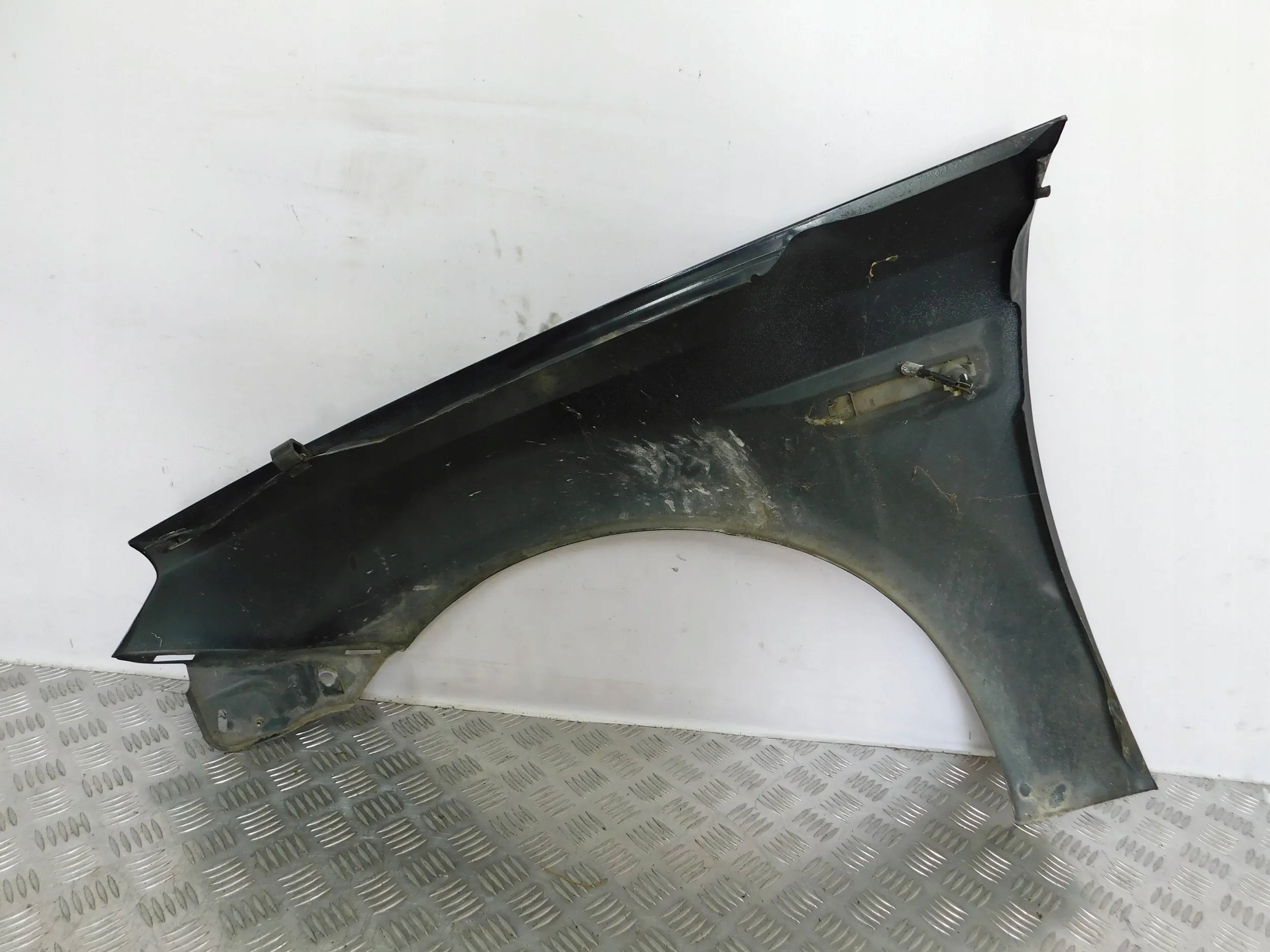 BLATNIK PREDNÝ PRAVY OPEL TIGRA B