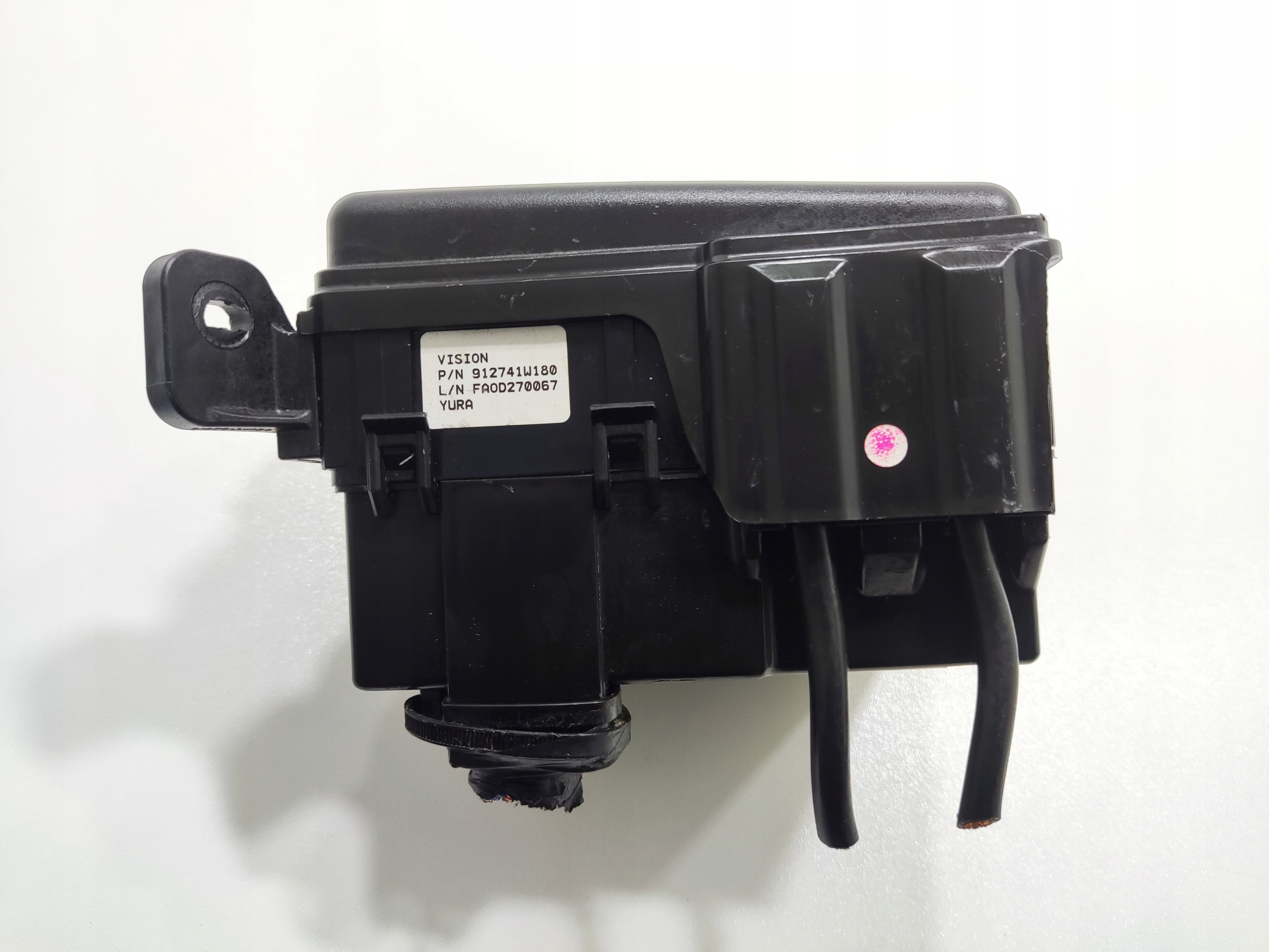 POISTKOVA SKRINKA KIA RIO III 1.2 BENZIN 91274-1W180 2014-2017 LIFT