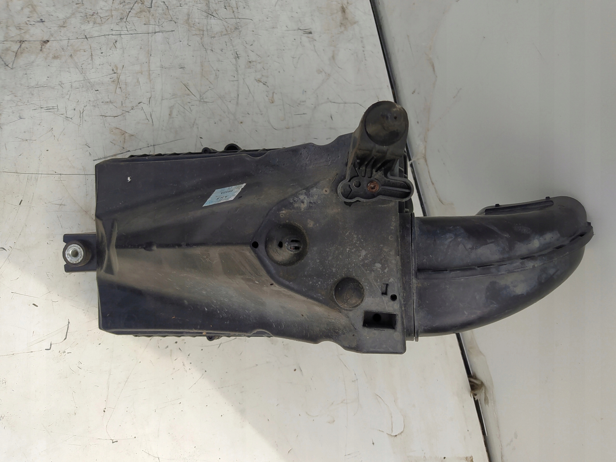 JAGUAR XF LIFT OBAL VZDUCHOVÉHO FILTERA DW93-9600