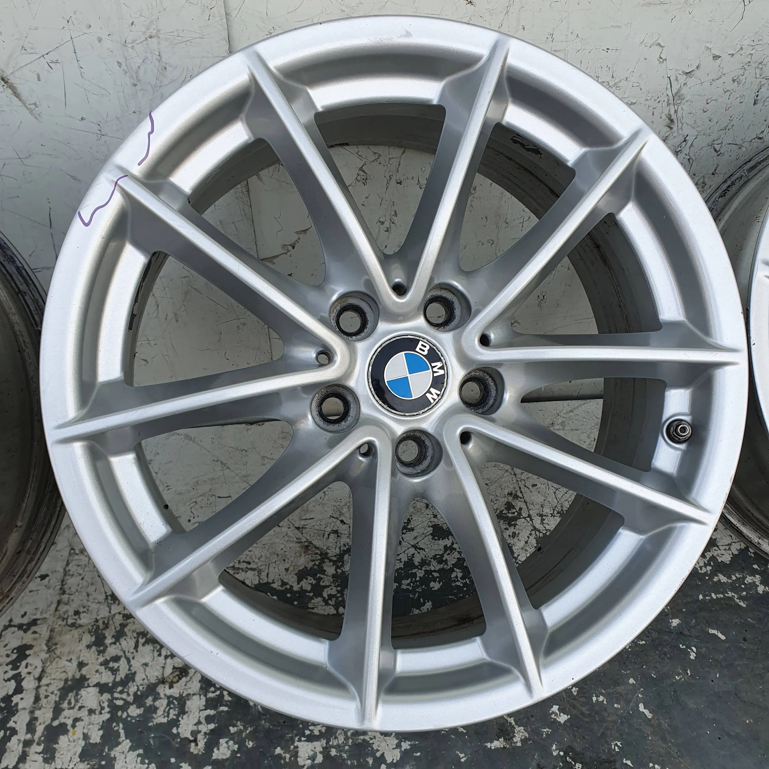 BMW 5 G30 G31 6868217 KOLESA HLINIKOVE 17