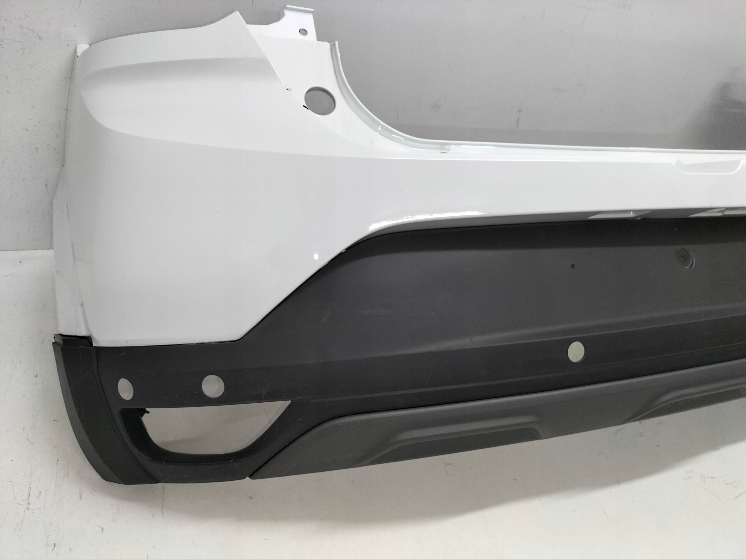 ZADNÝ NÁRAZNÍK DACIA SANDERO III 20- STEPWAY