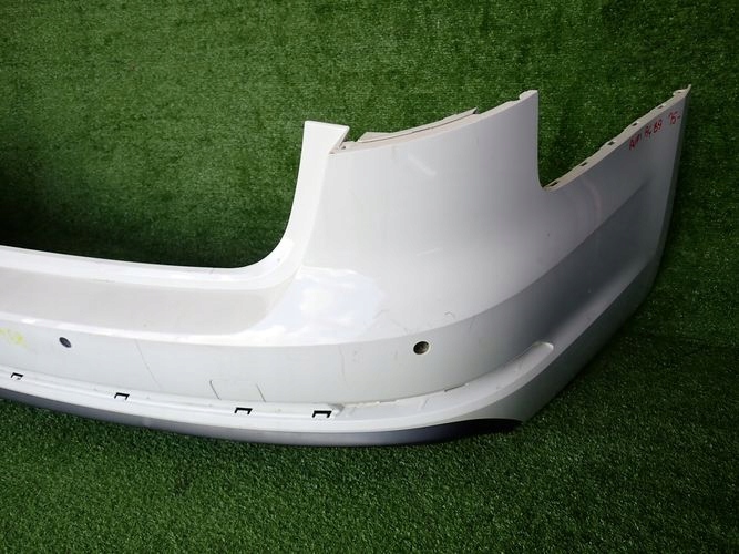 AUDI A4 B9 KOMBI 15- ZADNÝ NÁRAZNÍK