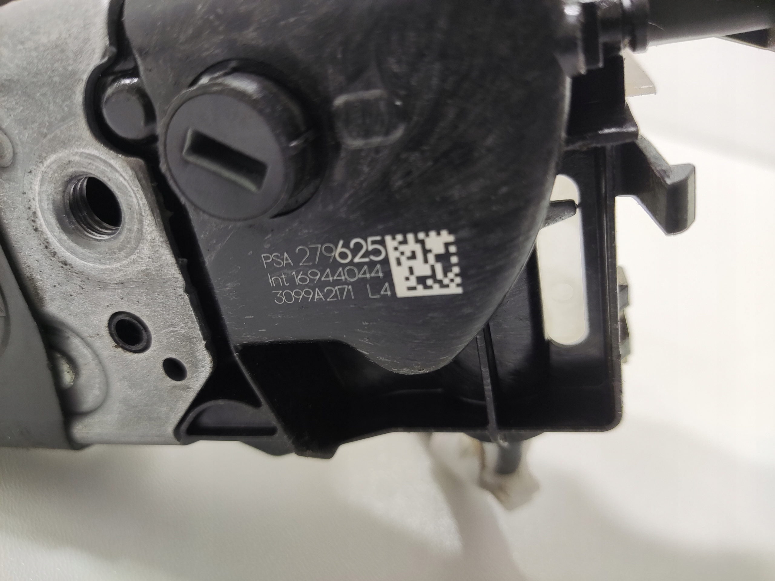 ZAMOK LAVYCH PREDNYCH DVERI CITROEN C5 AIRCROSS PSA279625 279625 2017-22