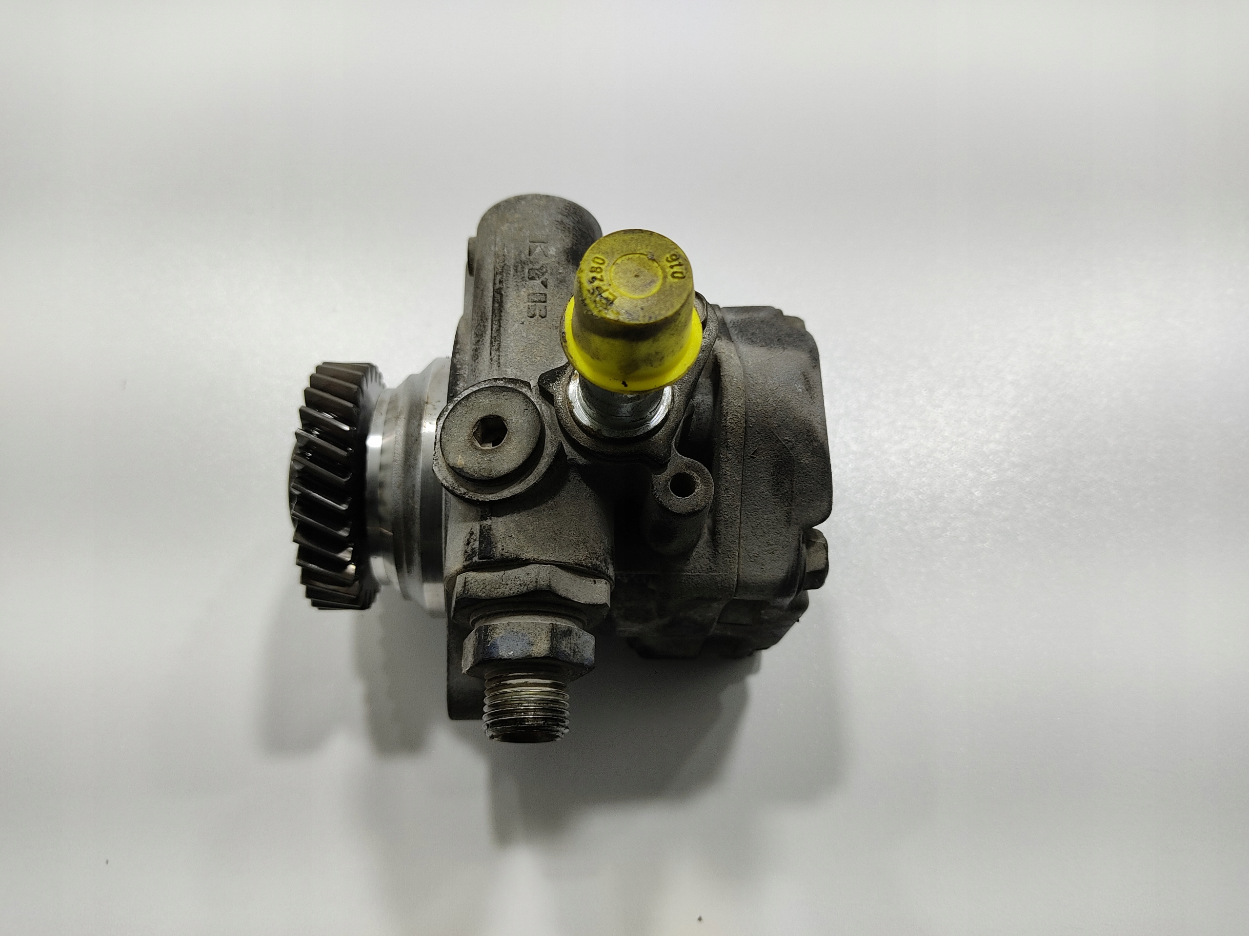 VAKUOVA PUMPA RENAULT MASCOTT 3.0 DCI DXI 4722353 2004-2009