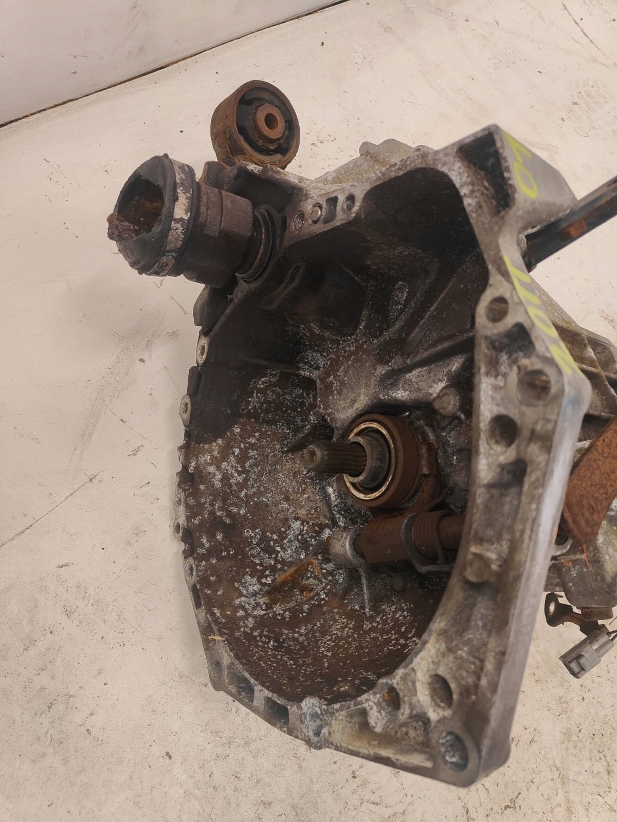 Toyota aygo 107 citroen 1.0 BENZIN 20TT01 PREVODOVKA MANUALNA