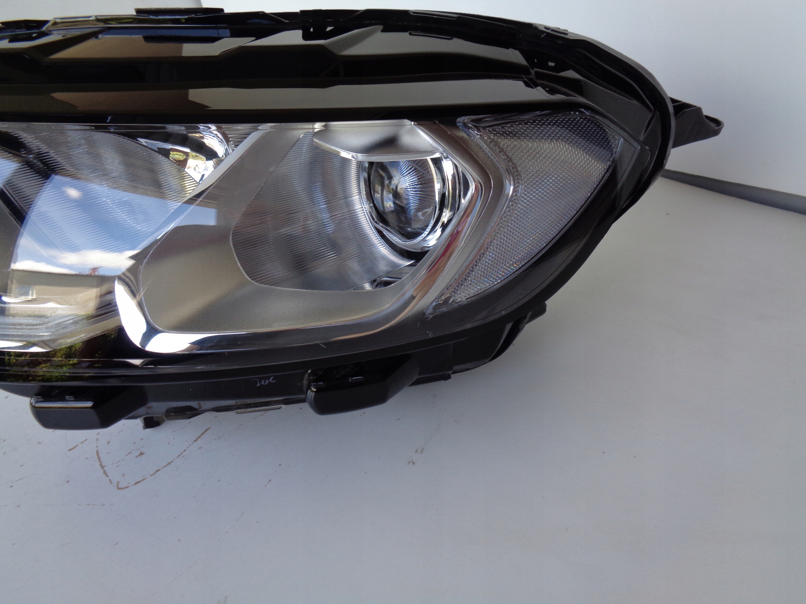 ĽAVÉ SVETLO FORD ECOSPORT 17- LIFT FULL LED