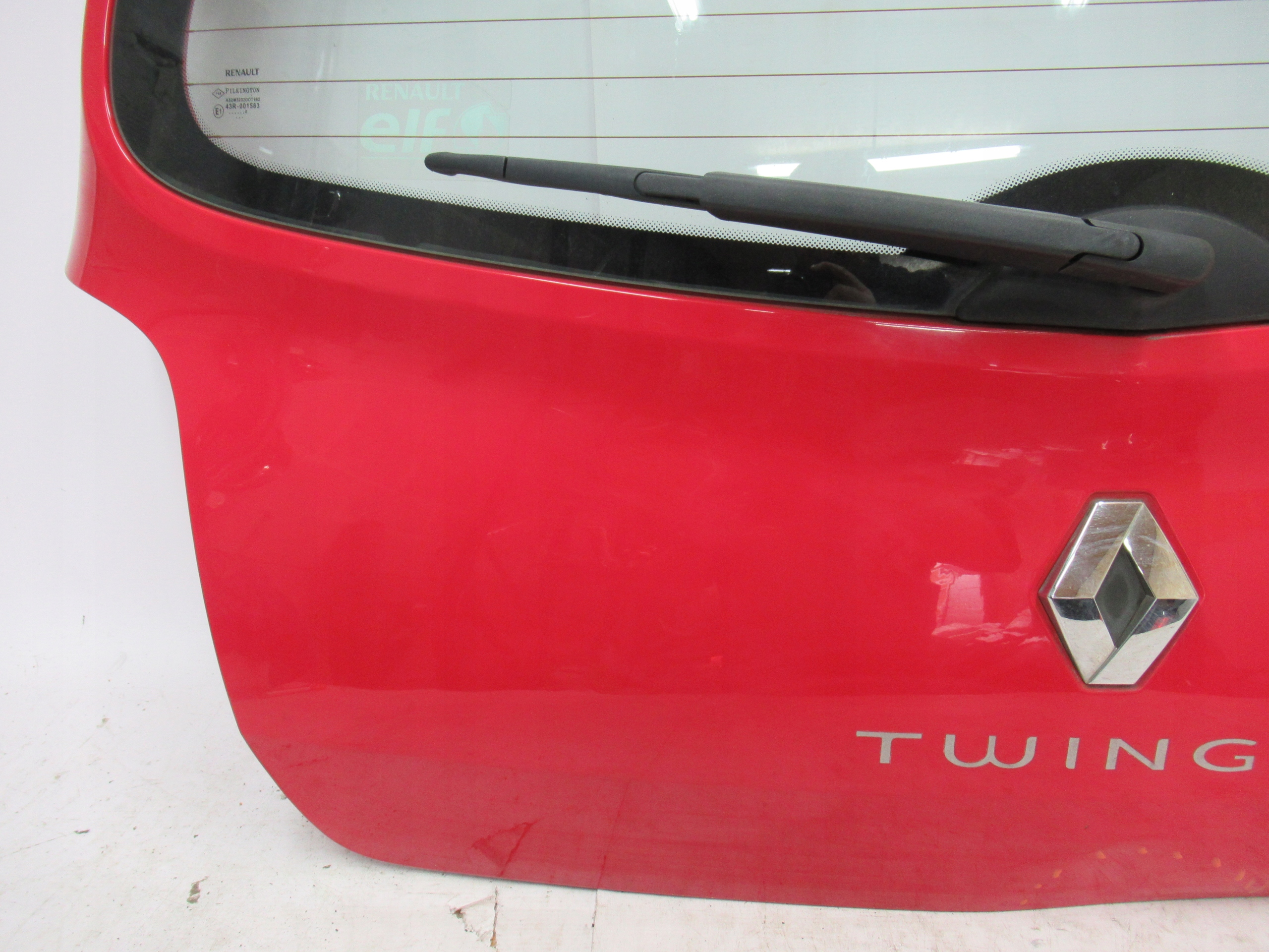 ZADNÁ KAPOTA RENAULT TWINGO II 07-