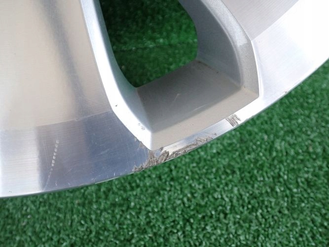 OPEL INSIGNIA 8,5Jx19 ET45 5×120 HLINIKOVY DISK ELEKTRON