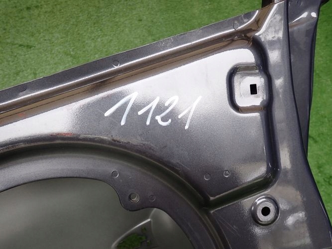 KIA VENGA HYUNDAI IX20 PRAVE PREDNE DVERE