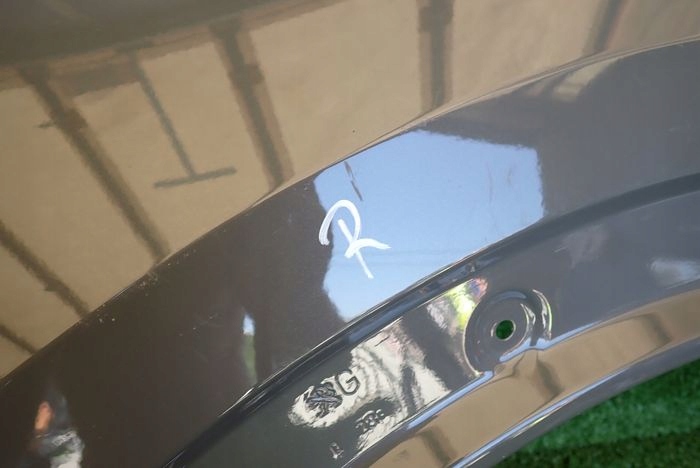 PEUGEOT 2008 II 19- ĽAVÝ PREDNÝ BLATNÍK