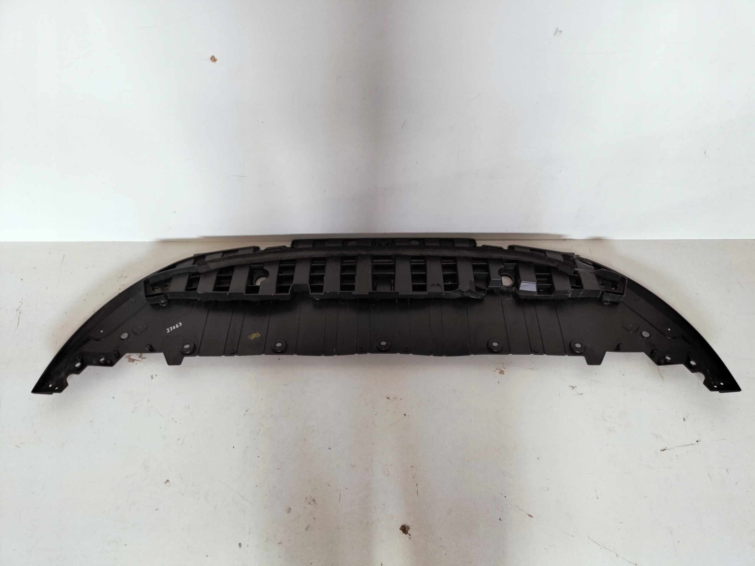 KRYT POD NÁRAZNÍK RENAULT CLIO 5 V 19- RS